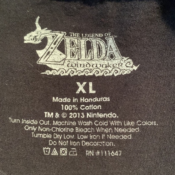 Legend of Zelda “the windwaker” short sleeve Kid’s XL t-shirt, good condition - Picture 4 of 4